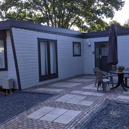 Chalet Op De Veluwe # Berk Putten Eksteriør billede